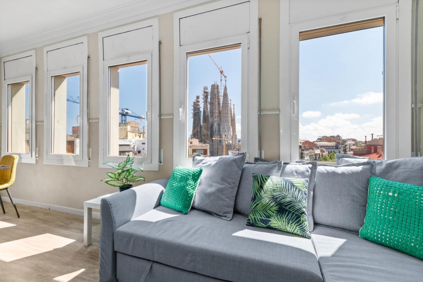 Suite Home Sagrada Familia Барселона Экстерьер фото